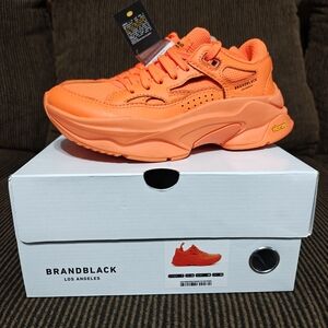 Brandblack Los Angeles Saga 130 Casual Orange Sneakers Woman's Size 7 New In Box